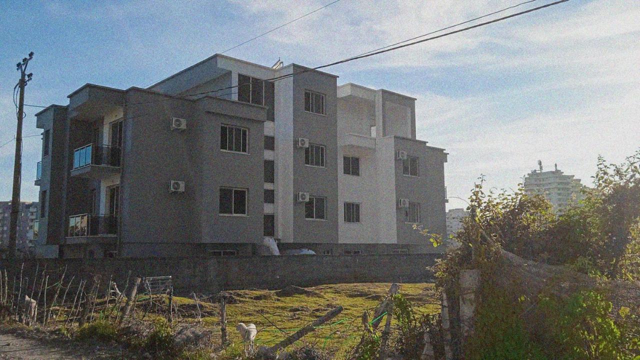 Lumnik - Hotel & Apartments Lezhe Bagian luar foto