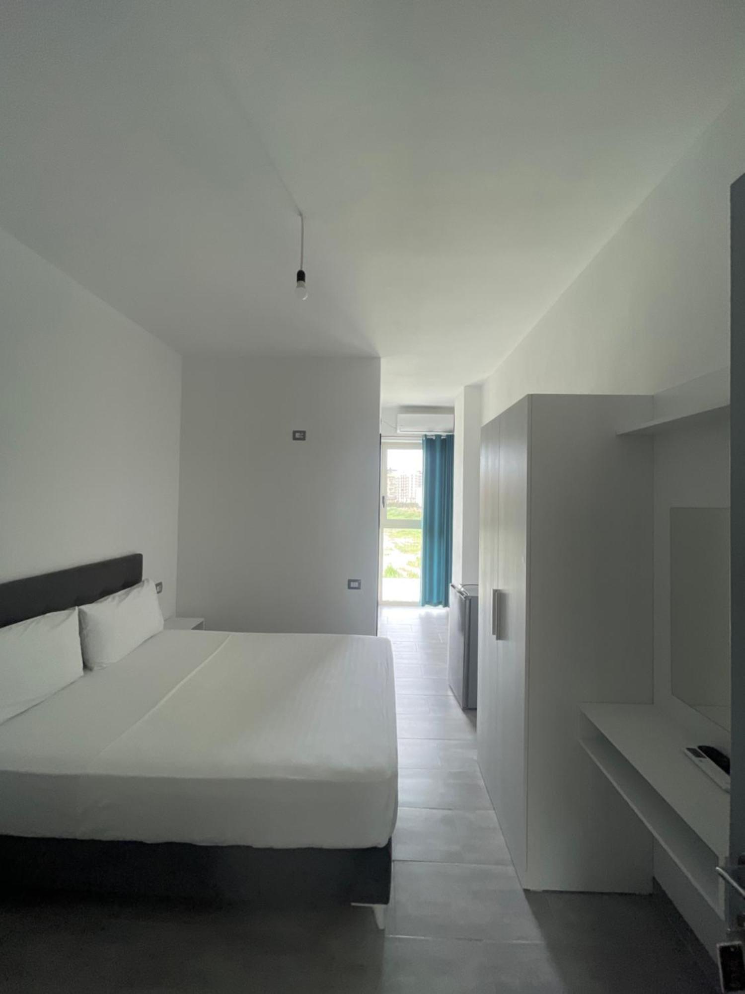 Lumnik - Hotel & Apartments Lezhe Bagian luar foto