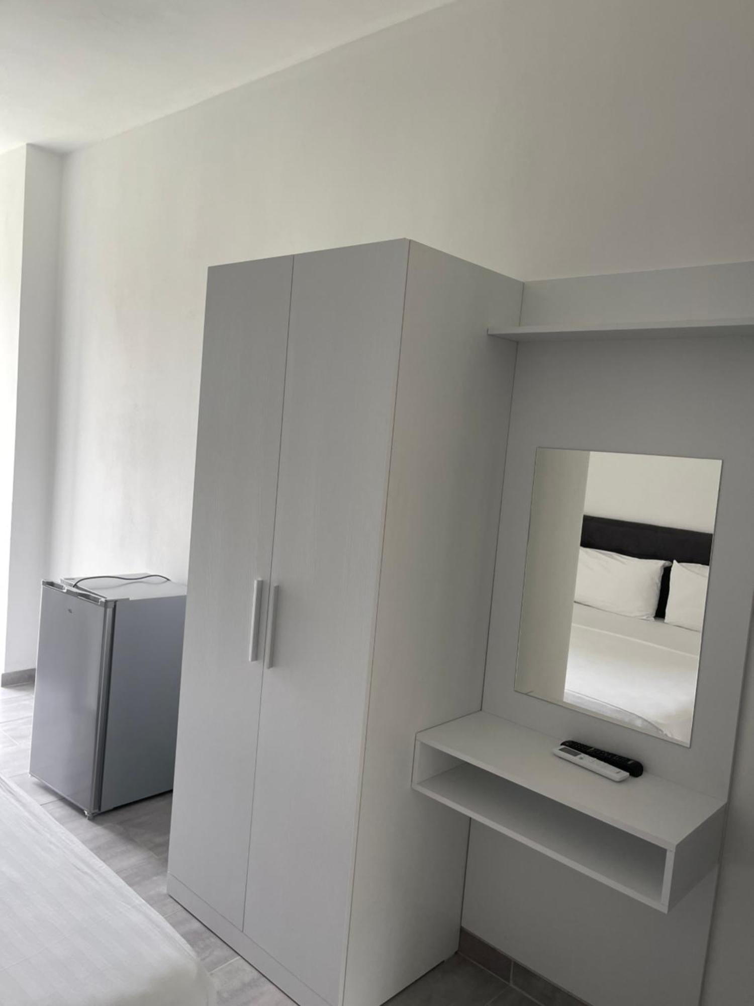 Lumnik - Hotel & Apartments Lezhe Bagian luar foto