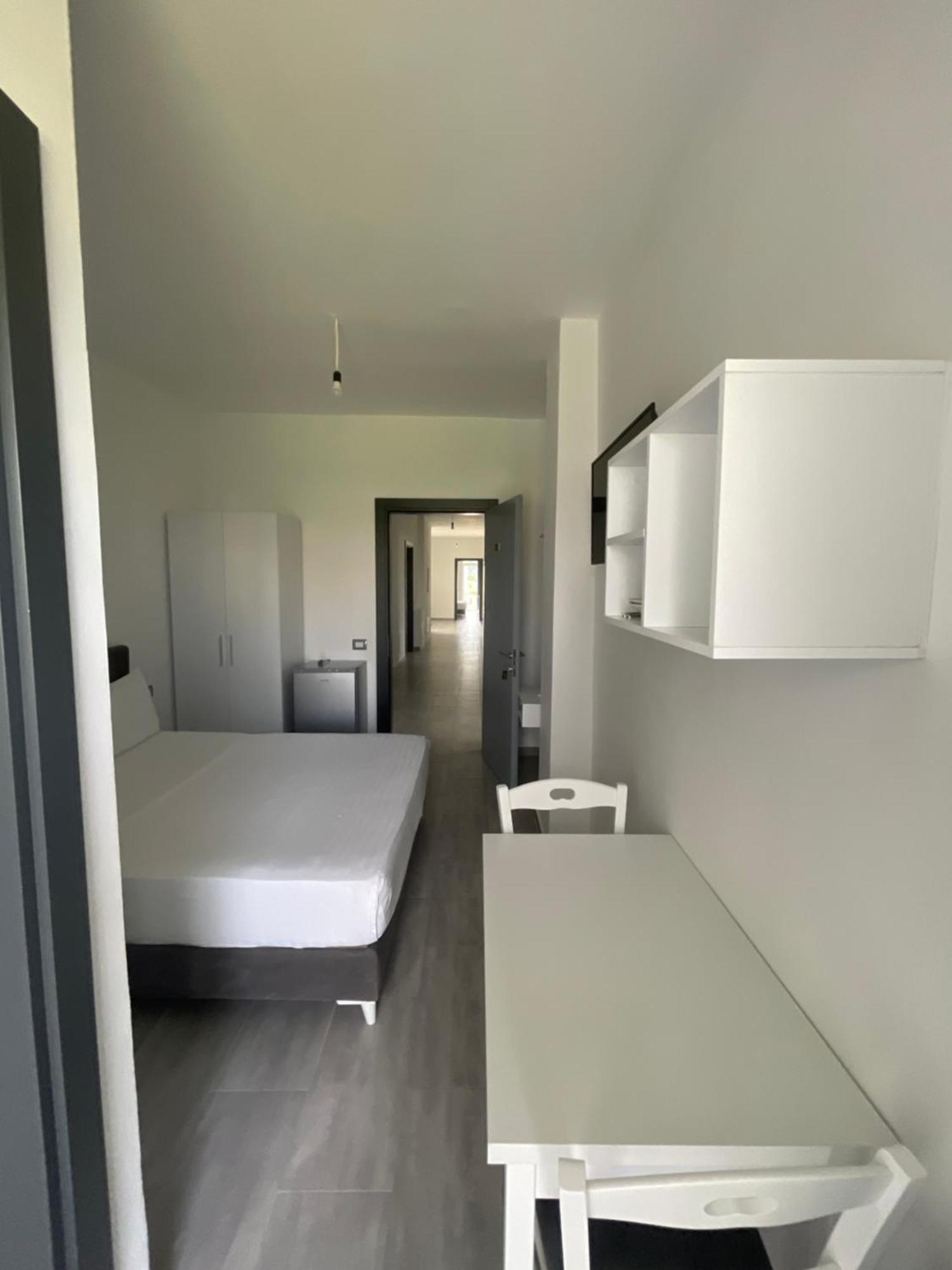 Lumnik - Hotel & Apartments Lezhe Bagian luar foto